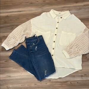 POL Chic Cream Blouse with Crochet Sleeves M